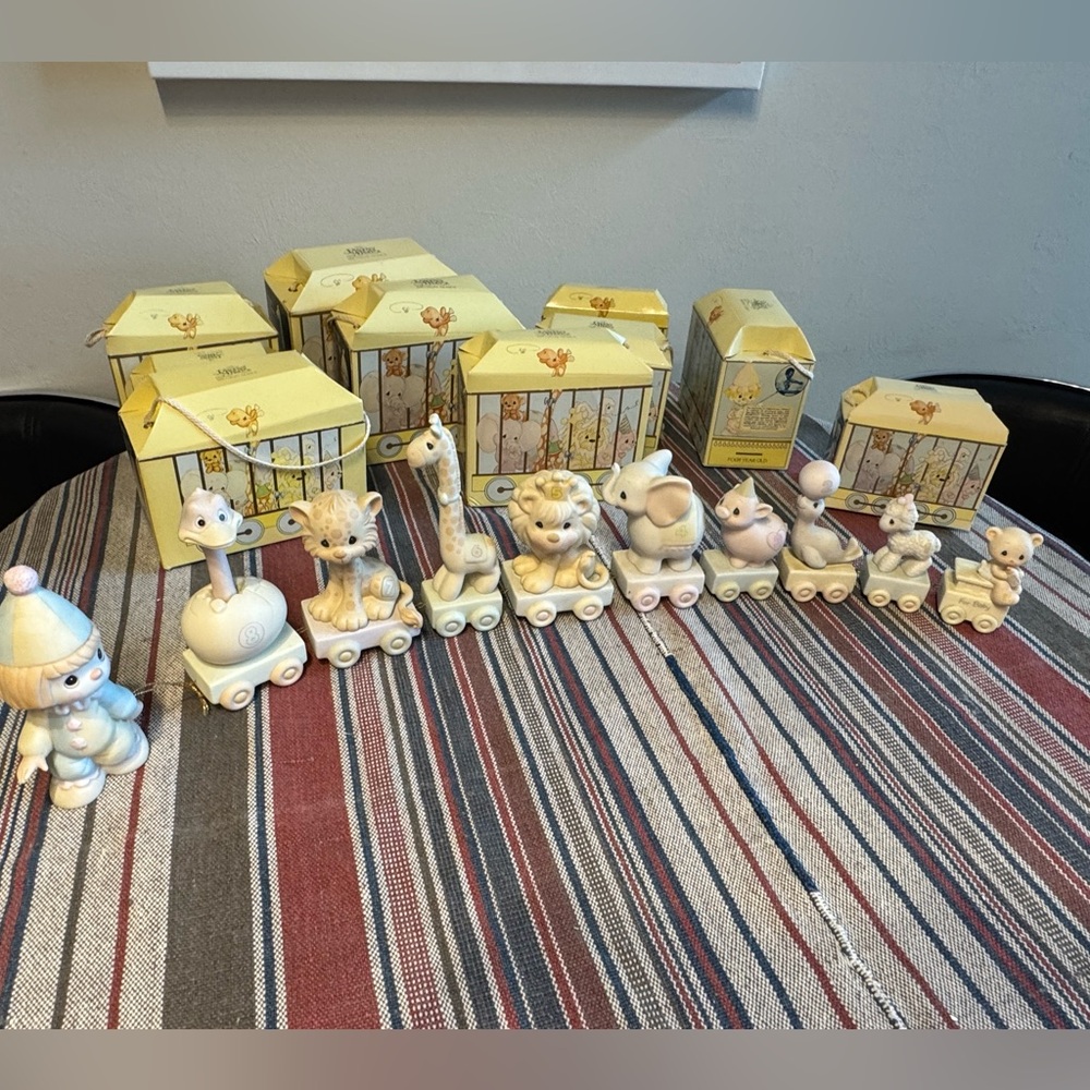Precious Moments Birthday Animal Train Figurine Set Ages Birth to 8